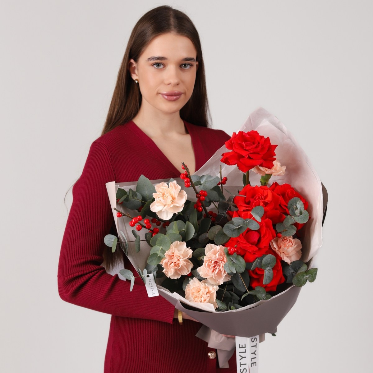 avtorskij buket s francuzskoj rozoj i diantusom 5-5